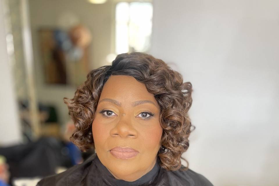 Mother of the bride makeup