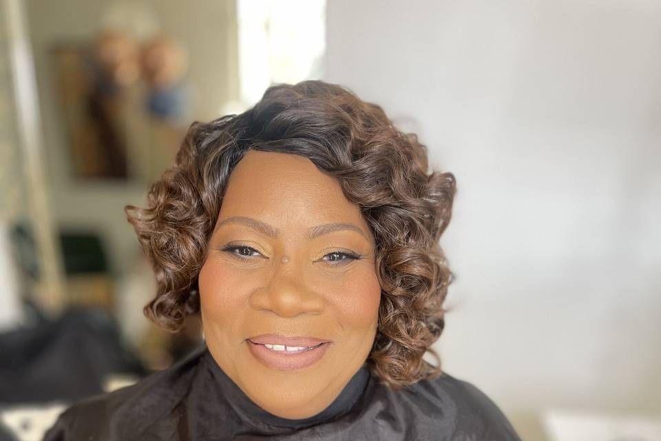 Mother of the bride makeup