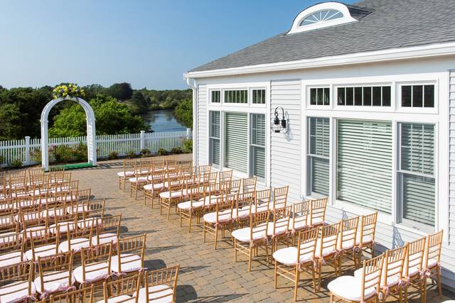 Terrace ceremony setup