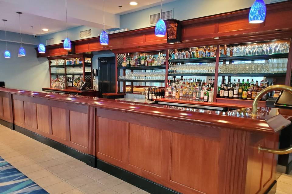 29 foot mahogany bar