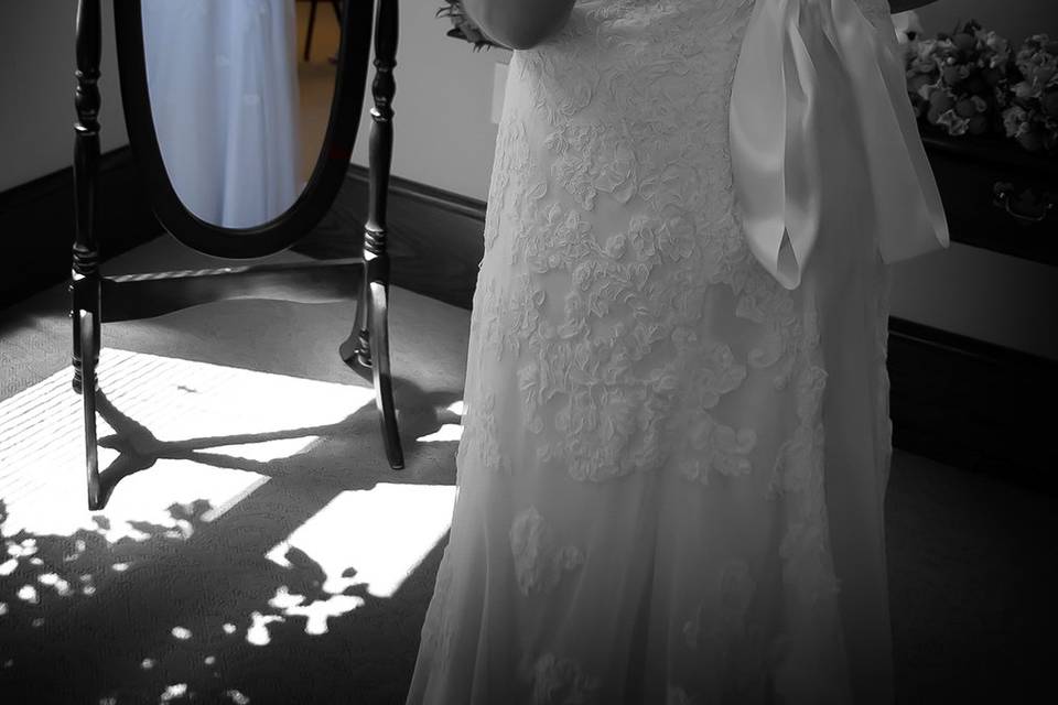 Pensive reflection before wedd