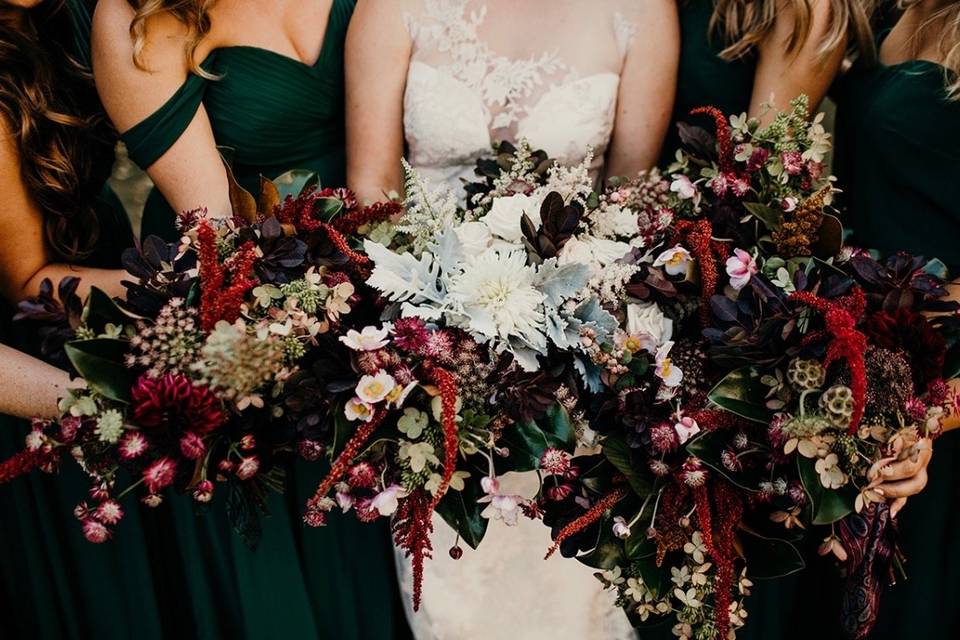 Romantic red bouquets