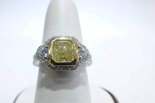 Natural Yellow Colored Diamond Ring