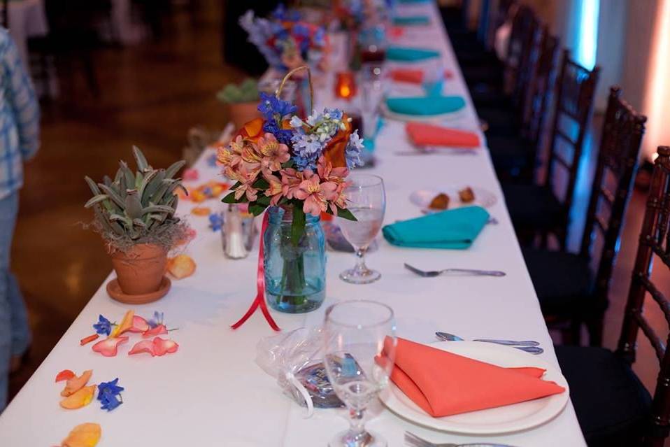 Head table setting