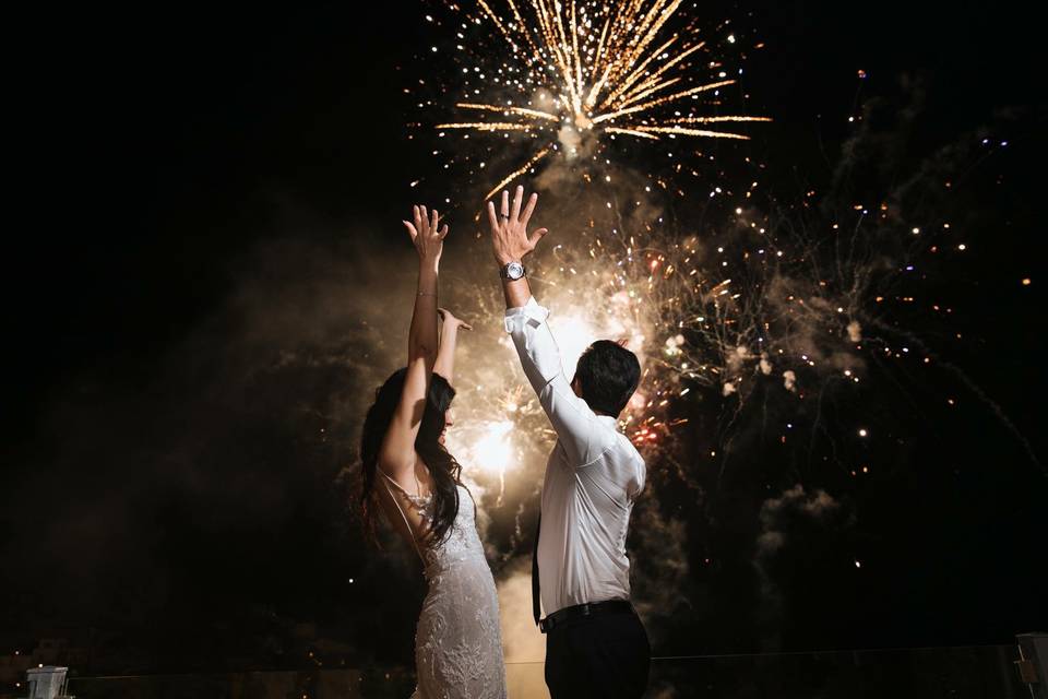 Aslanis Events | Mykonos - sparklers