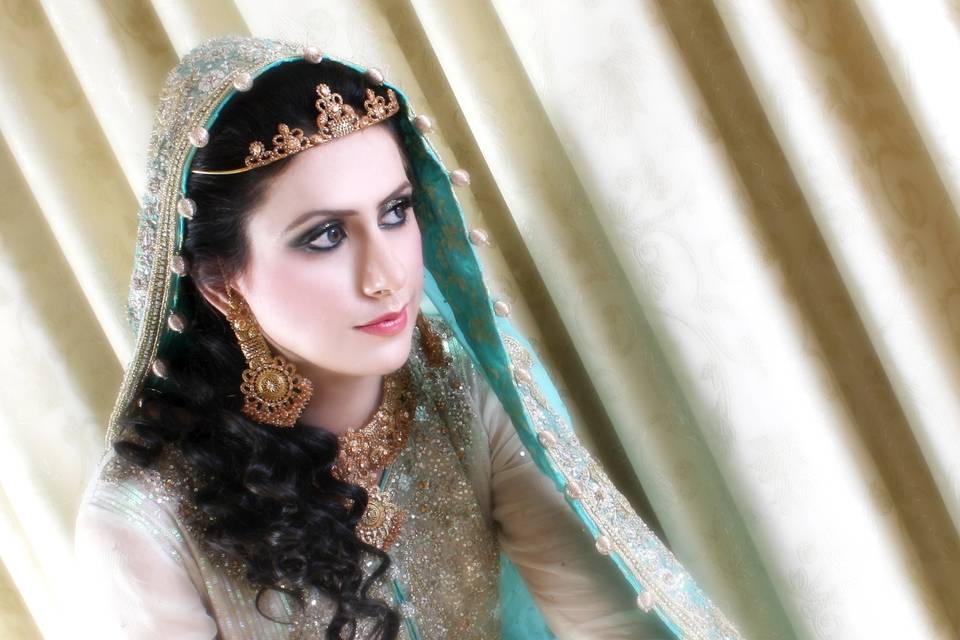 Muslim Asian Bride