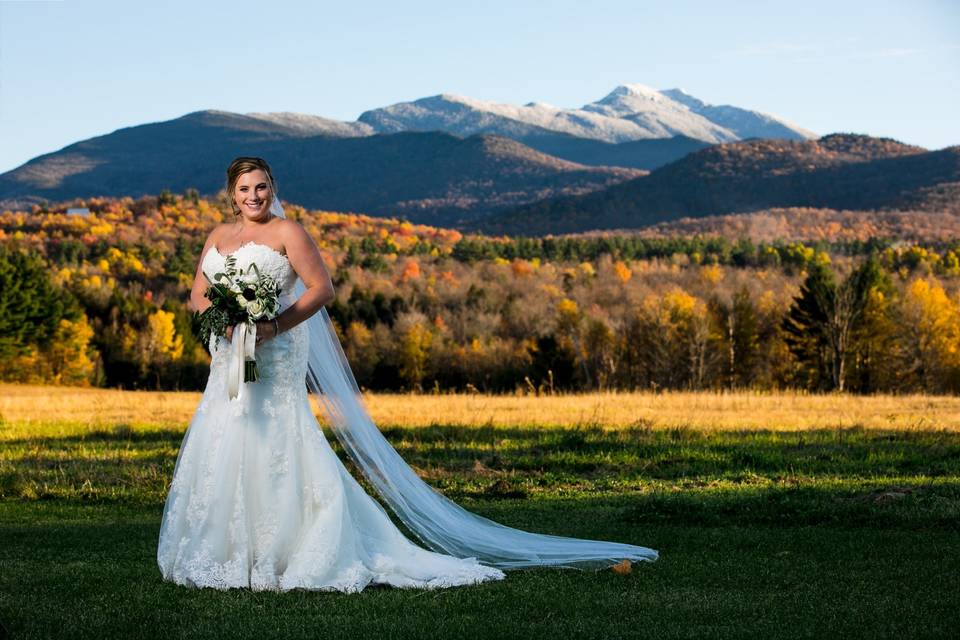 Fall Foliage Bride Stowe