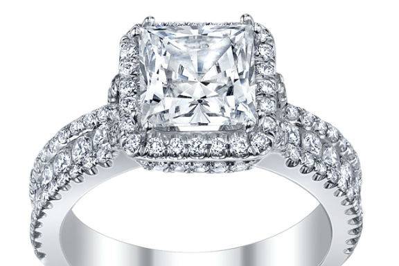 Diamond Exchange Dallas offers princess cut engagement rings in Dallas, TX.  Find out more about our engagement rings at http://diamondexchangedallas.com/engagement-rings-dallas