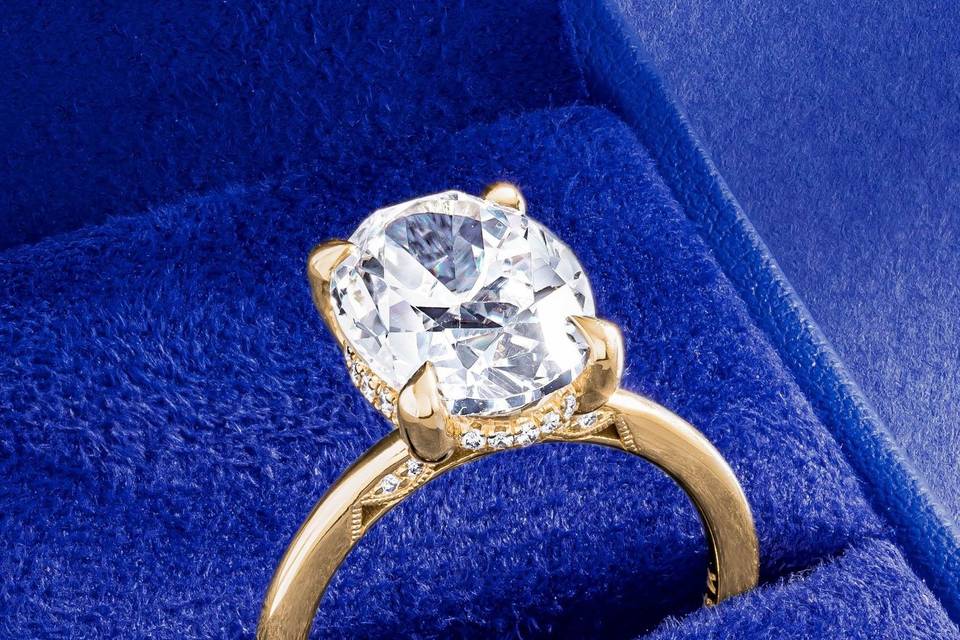 Oval Diamond Engagement Ring