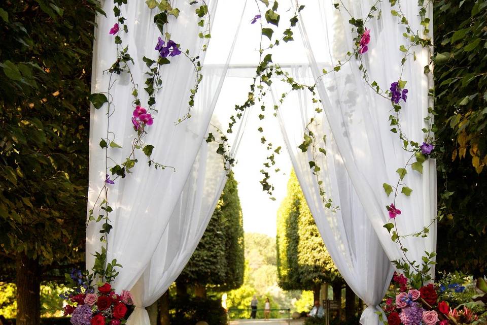 Garden Chuppah