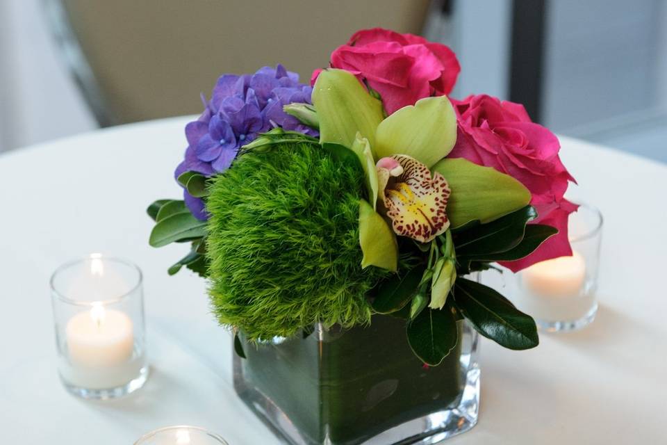 Cocktail Table flowers