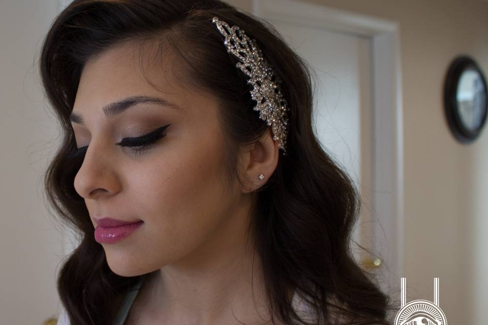 Simple look with hair accessory