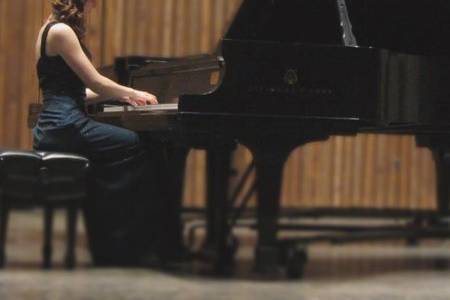 In Good Hands Piano - Emily Noatch, pianist