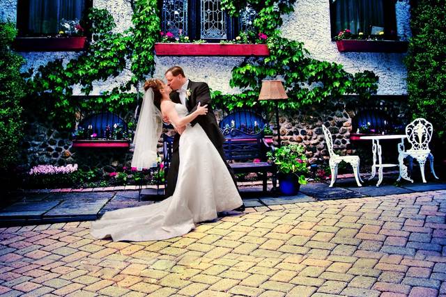 Bride & groom taken at the Woodcliff Manor. A european feel to the photo.