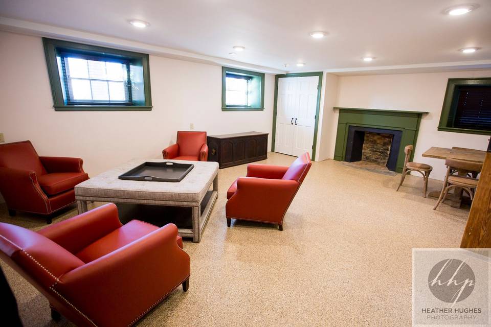 Basement Dressing Lounge