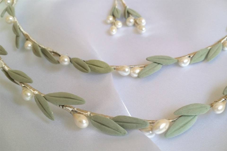 Wedding crowns Ancient Greek Style tiara with olive leaves