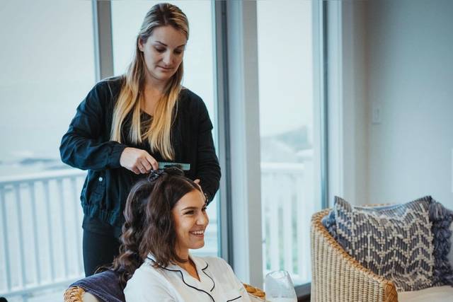 Lyndsey Locks Bridal