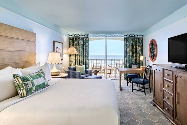 Pool and Ocean View Room