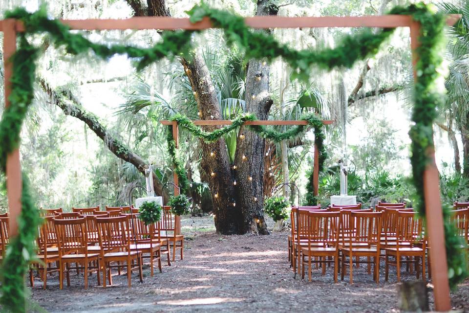 Woodland ceremony setup