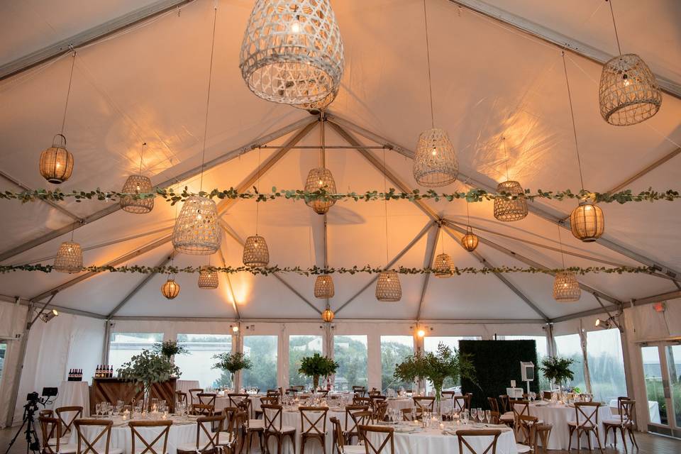 Eye-catching tent decor