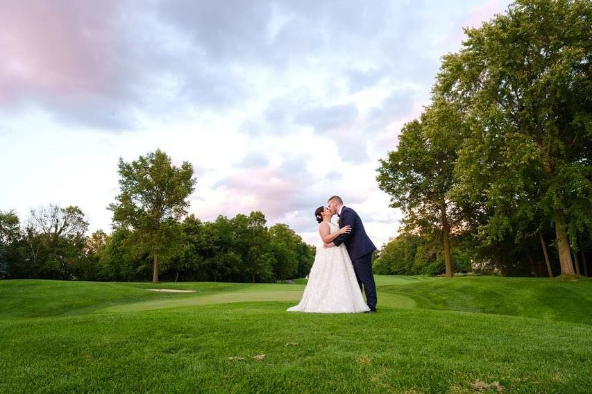 Wedding Photos on Golf Course