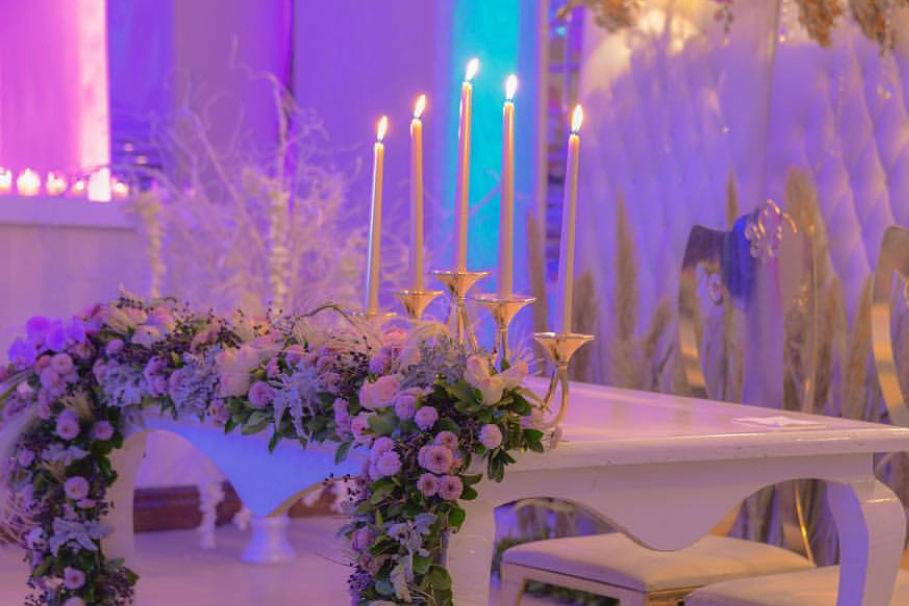 Sweetheart table