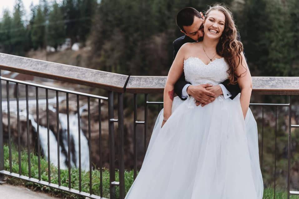 Snoqualmie Falls Wedding