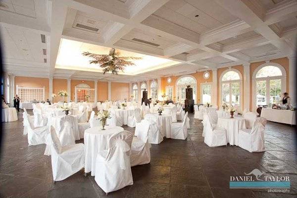 Elegant wedding reception at The Pavilion of Two Sister, New Orleans