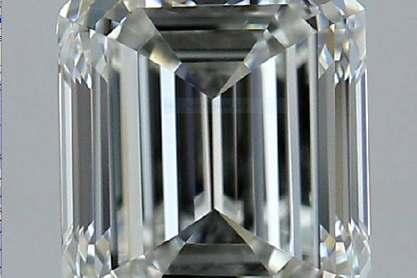 Emerald Diamond 2.42Ct H VS2
