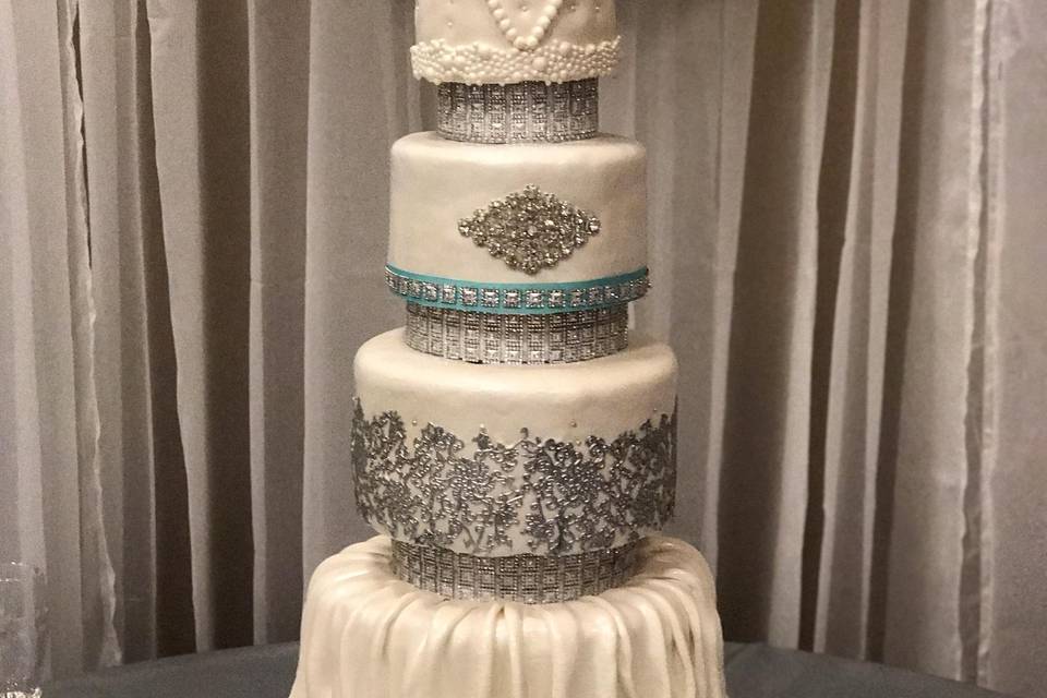 Tiffany blue and silver wedding