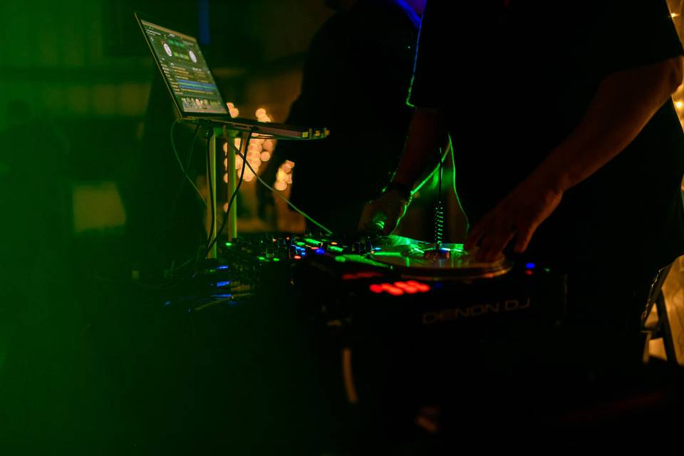 DJ fun.