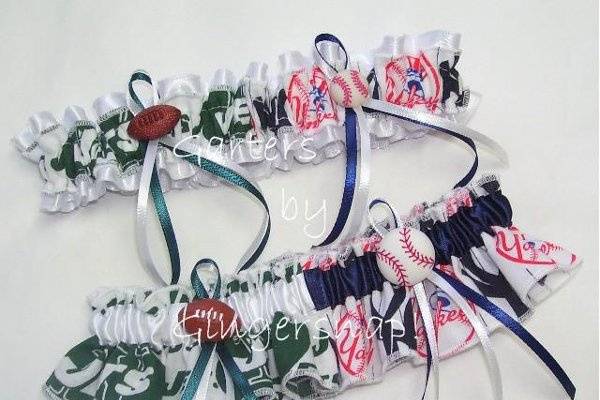 MLB & NFL Double Header Garter Set ~ We are not affiliated with or sponsored by the NY Yankees MLB or Ny Jets NFL in any manner. These fabric items are handcrafted by us and are not licensed  MLB or NFL products. The fabrics are however,
manufactured from licensed  MLB fabric & NFL fabric.