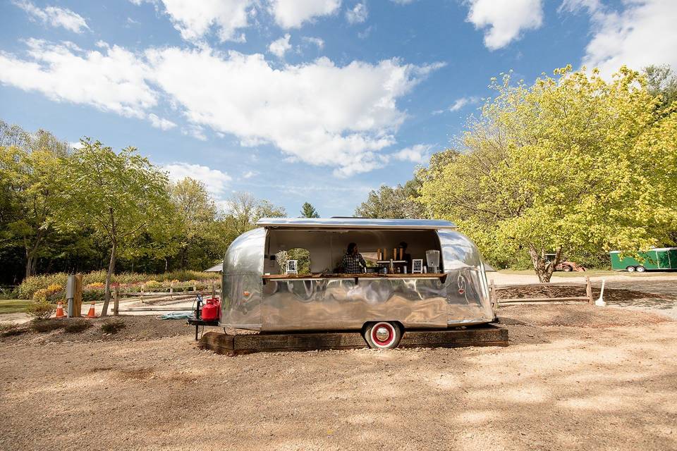 Airstream bar