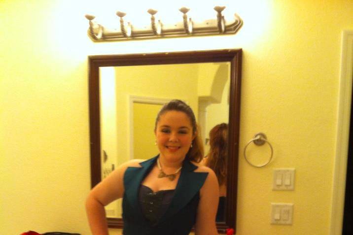 Addie wore a reworked 1980s dress to her homecoming dance in Florida!