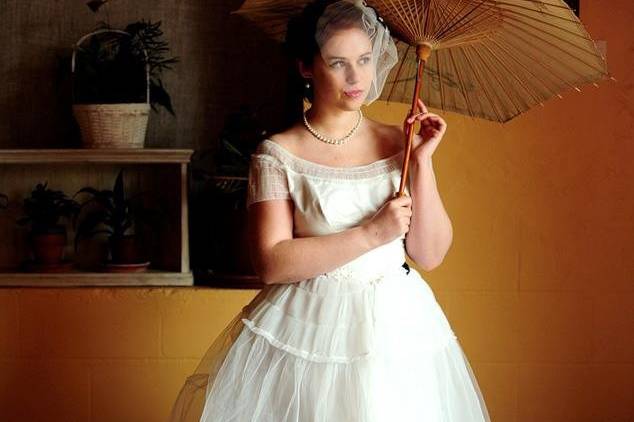 Amy, a 1950's Vintage Reworked Wedding Dress/ Short Wedding Dress/ Reception Dress/ Colored Sash
Photo Courtesy of Justine Johnson Photography!