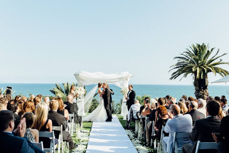 Ceremony by the sea - Hailley Howard Photography