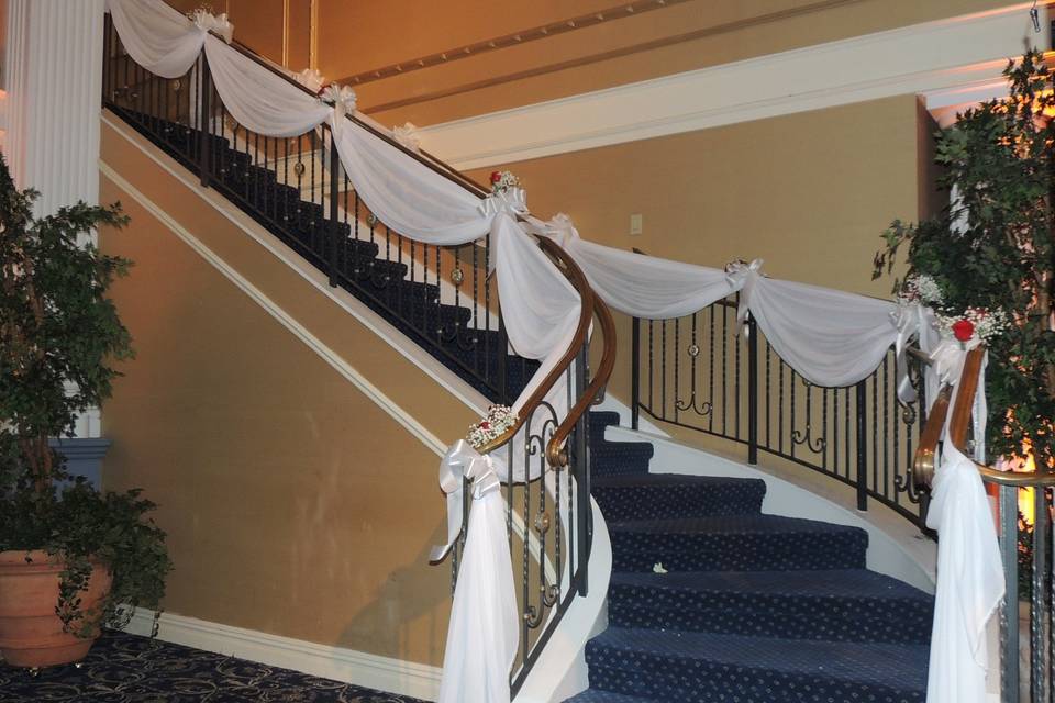 Dressing the staircase makes a nice addition for your grand entrance