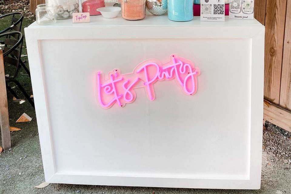 Custom fun at any event