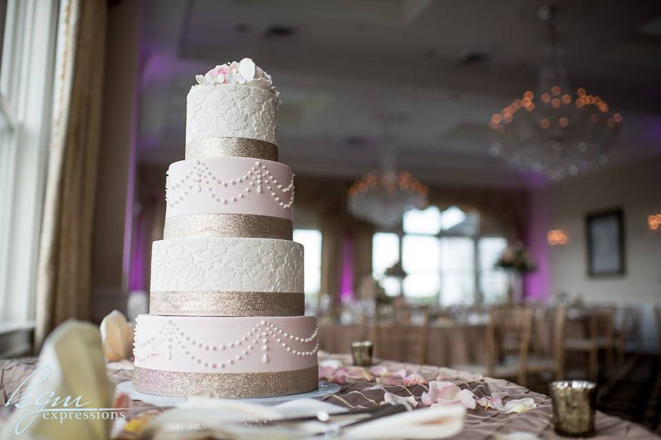 Hand-piped buttercream