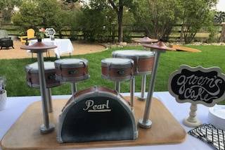 Drum kit cake