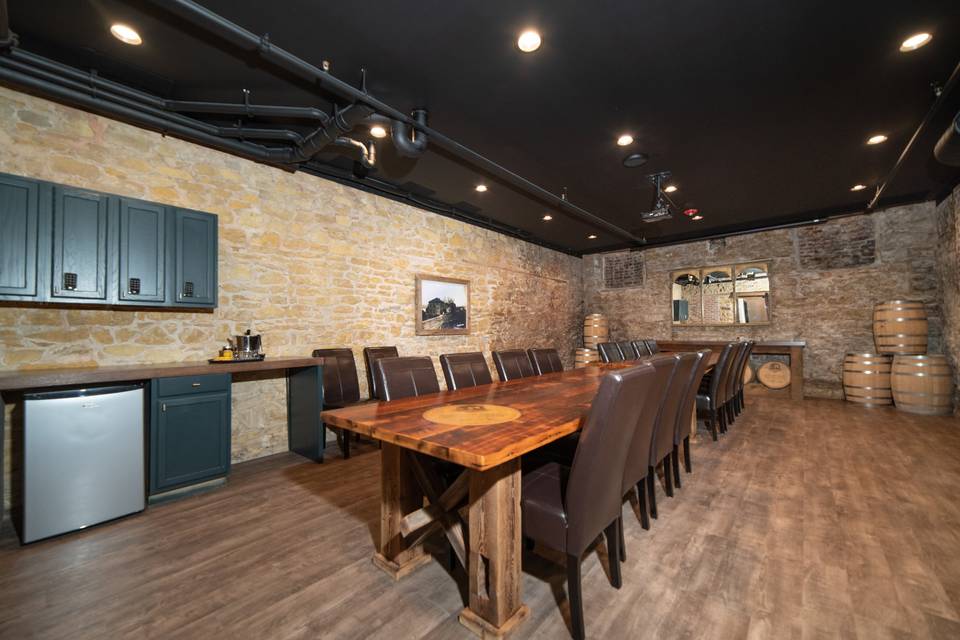 Mississippi River Distilling Company Celebration Center - Venue - Le Claire,  IA - WeddingWire