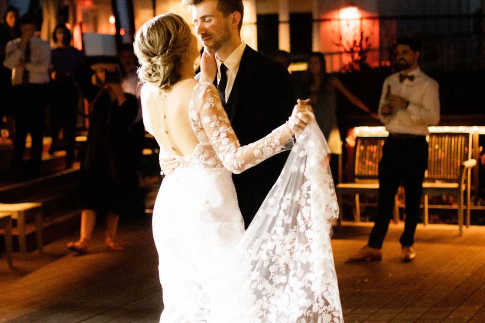 Bride & Groom First Dance