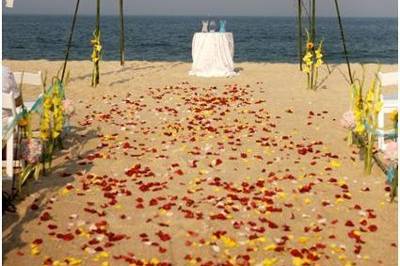 Petals on the aisle