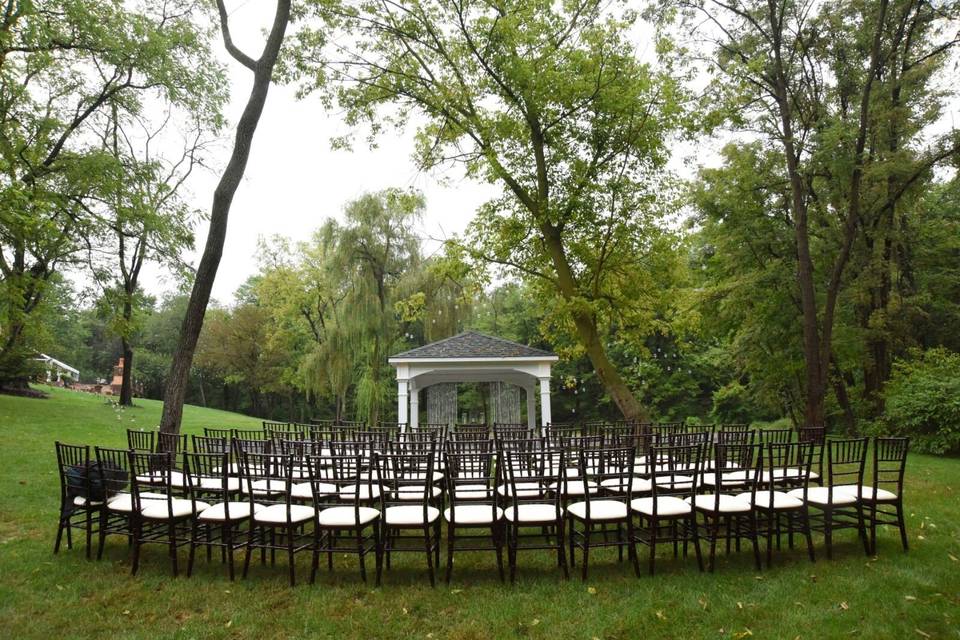 Garden wedding setup