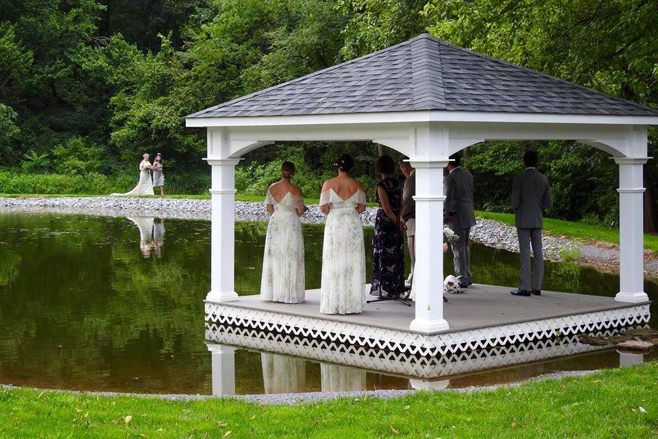 The Bride's walk with her dad