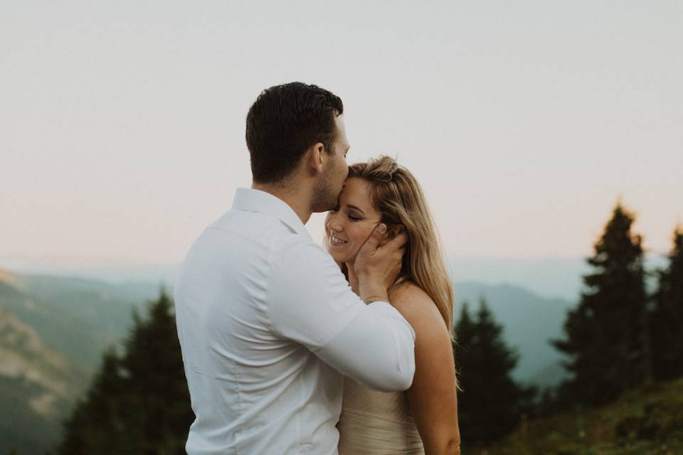 Mount Rainier elopement - Megan Young Photography