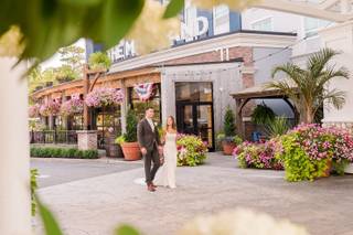 The Mainland at Holiday Inn Manahawkin