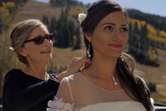Leslie getting ready with mom