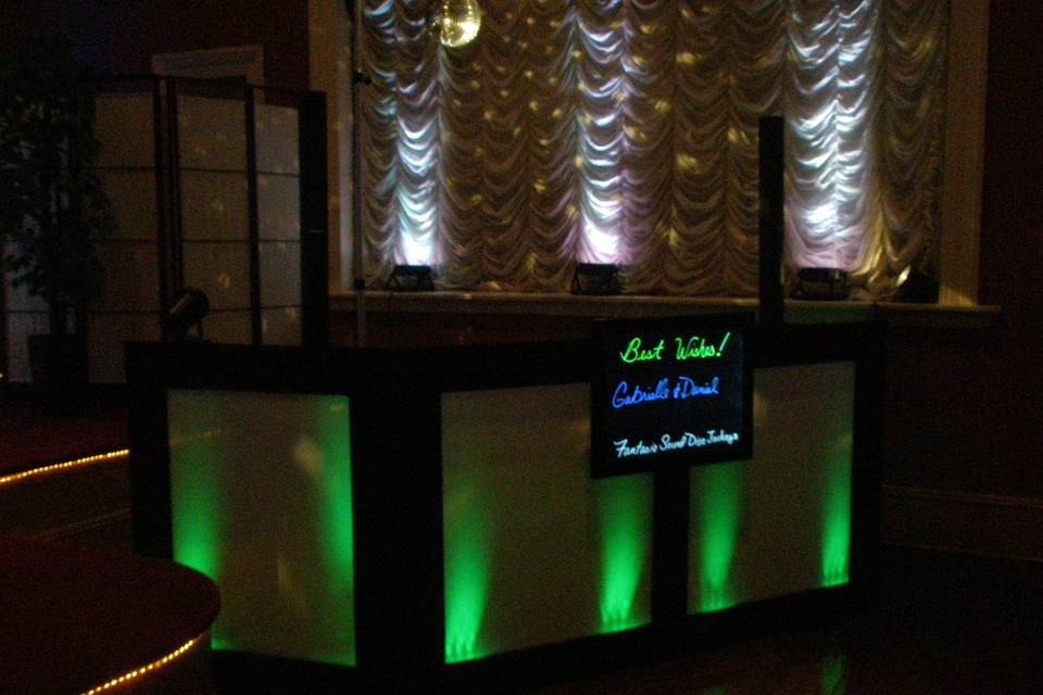 Fantasia Sound Disc Jockeys