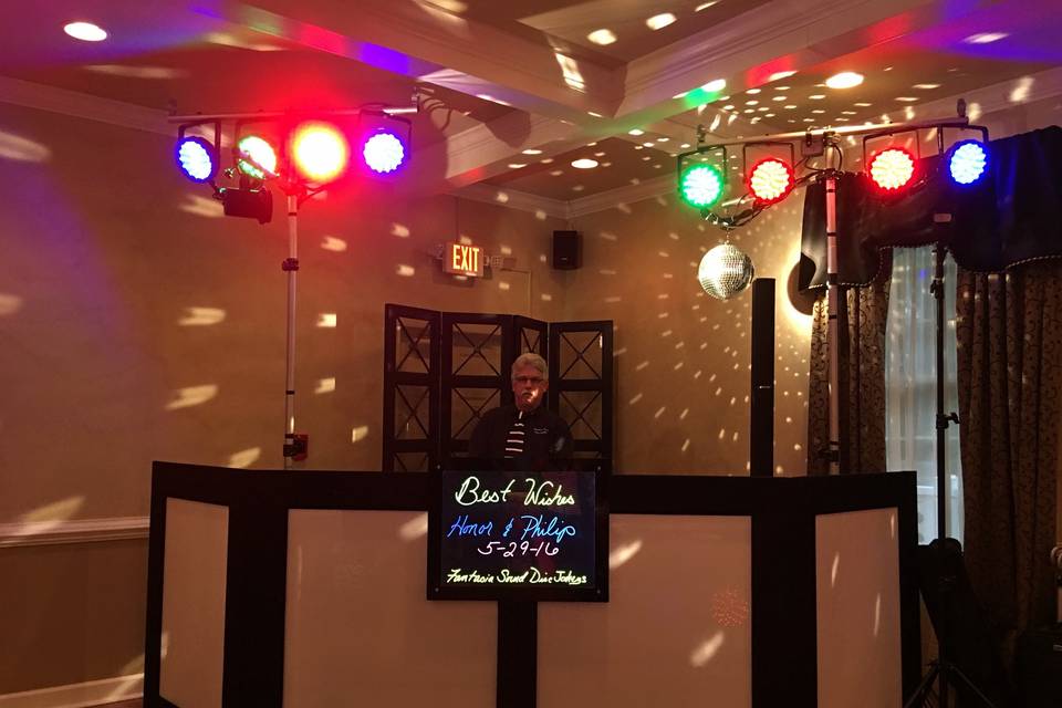 Fantasia Sound Disc Jockeys